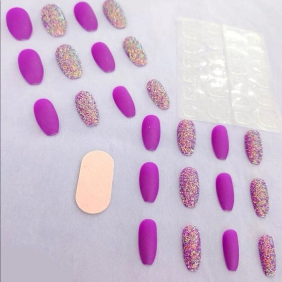 GORGEOUS New! Long Fuchsia Press On Nails - Picture 3 of 3